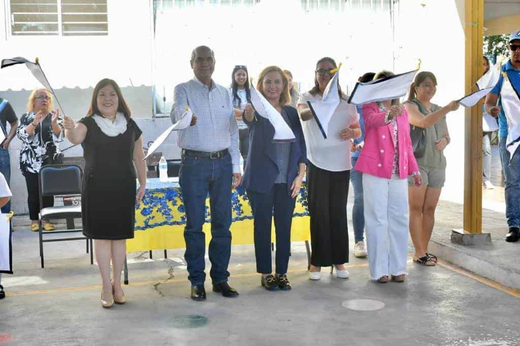 Celebra jardín de niños sus 65 años
