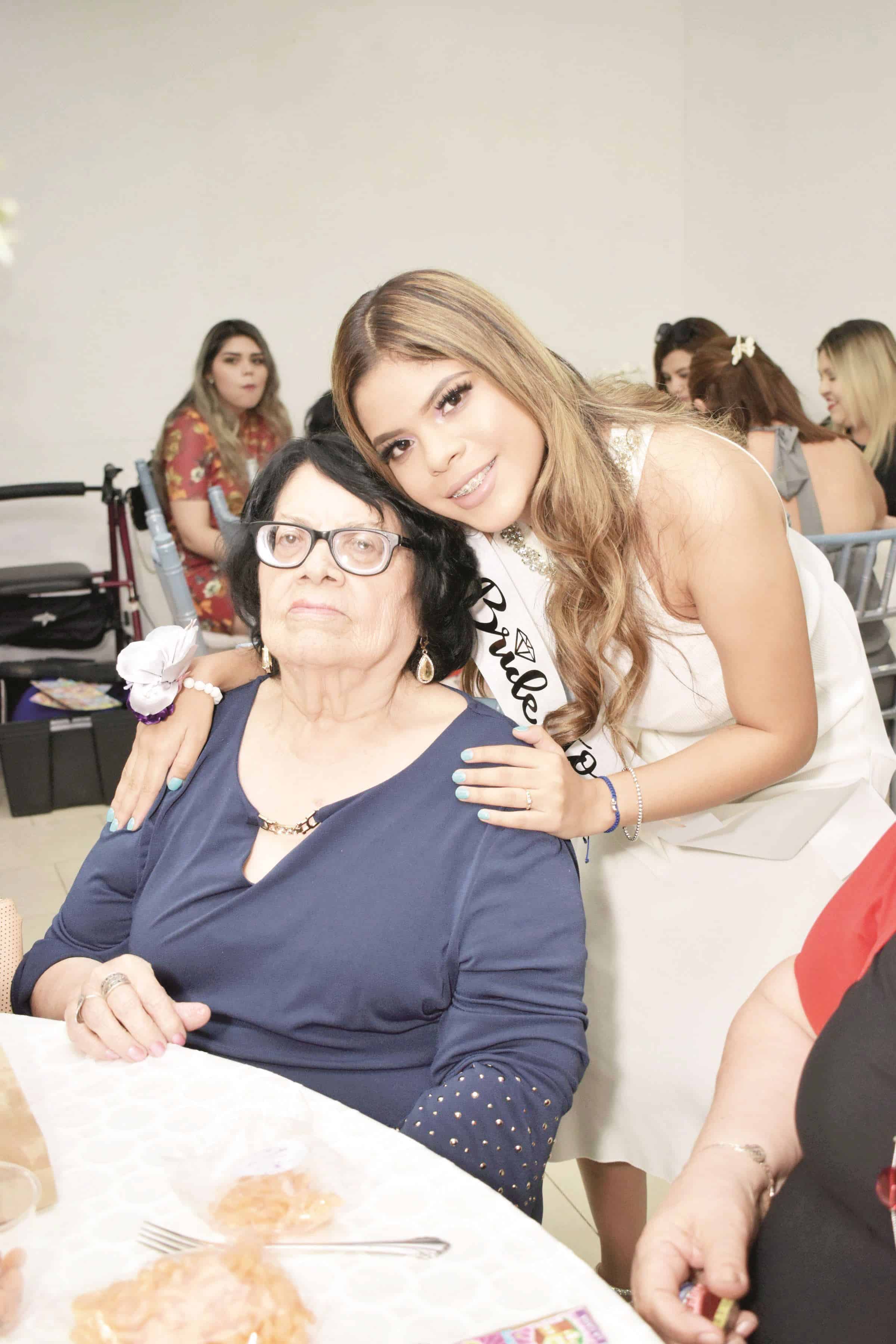 María Fernanda despide su soltería