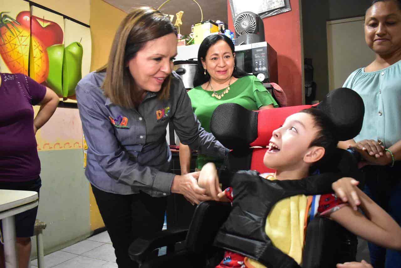 Recibe Eder silla especial