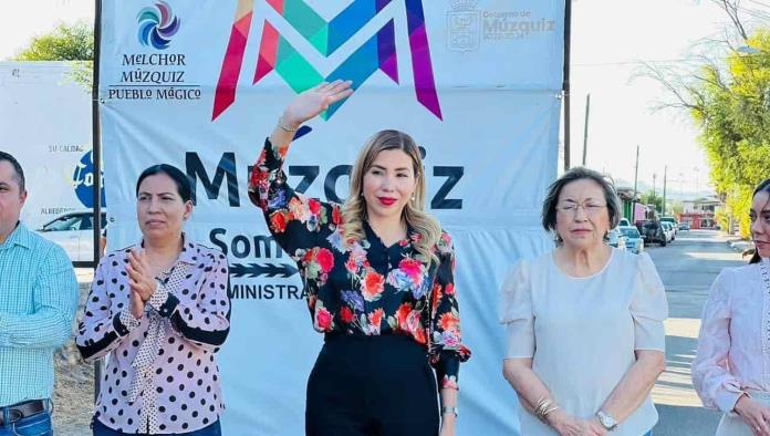 Entrega Tania pavimentación