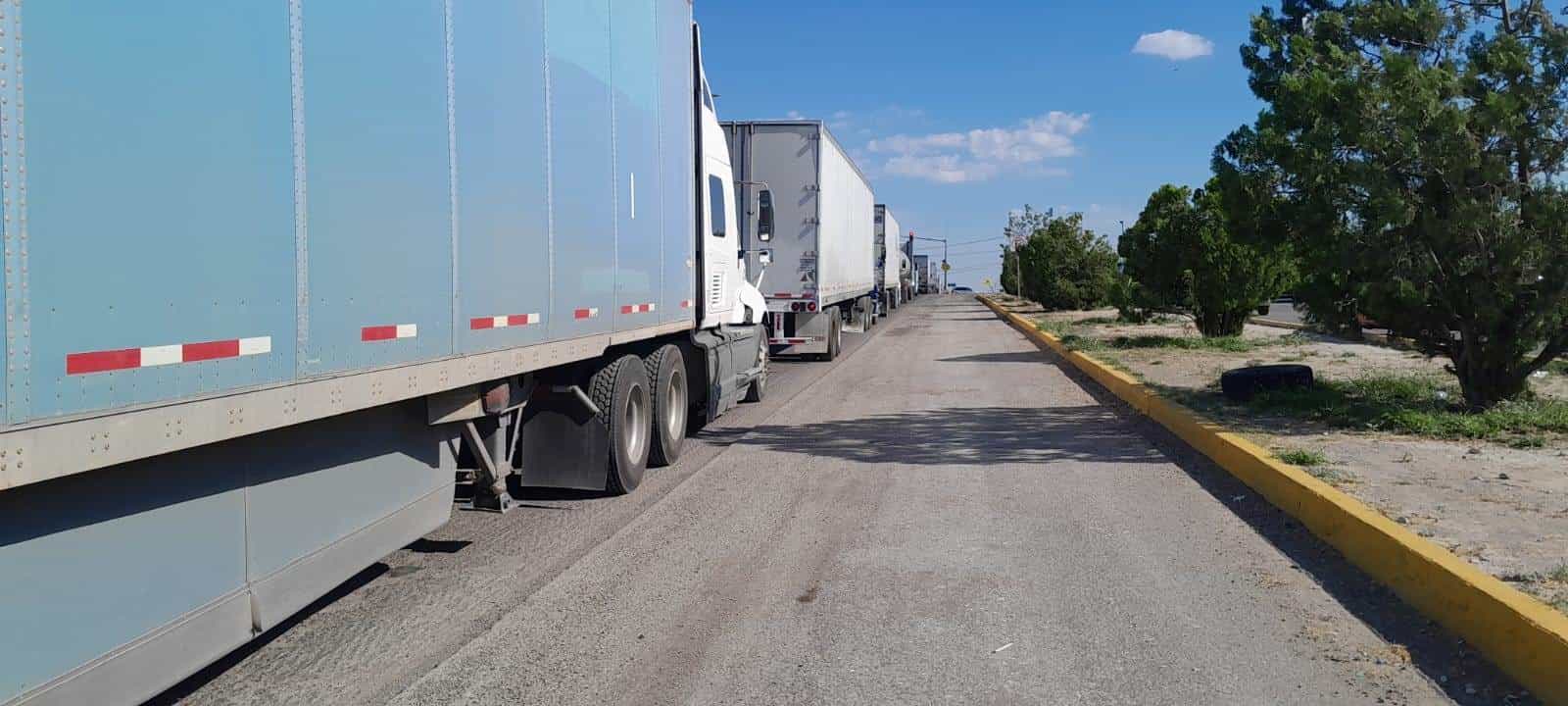¡Un caos! Más de un día para cruzar a los Estados Unidos