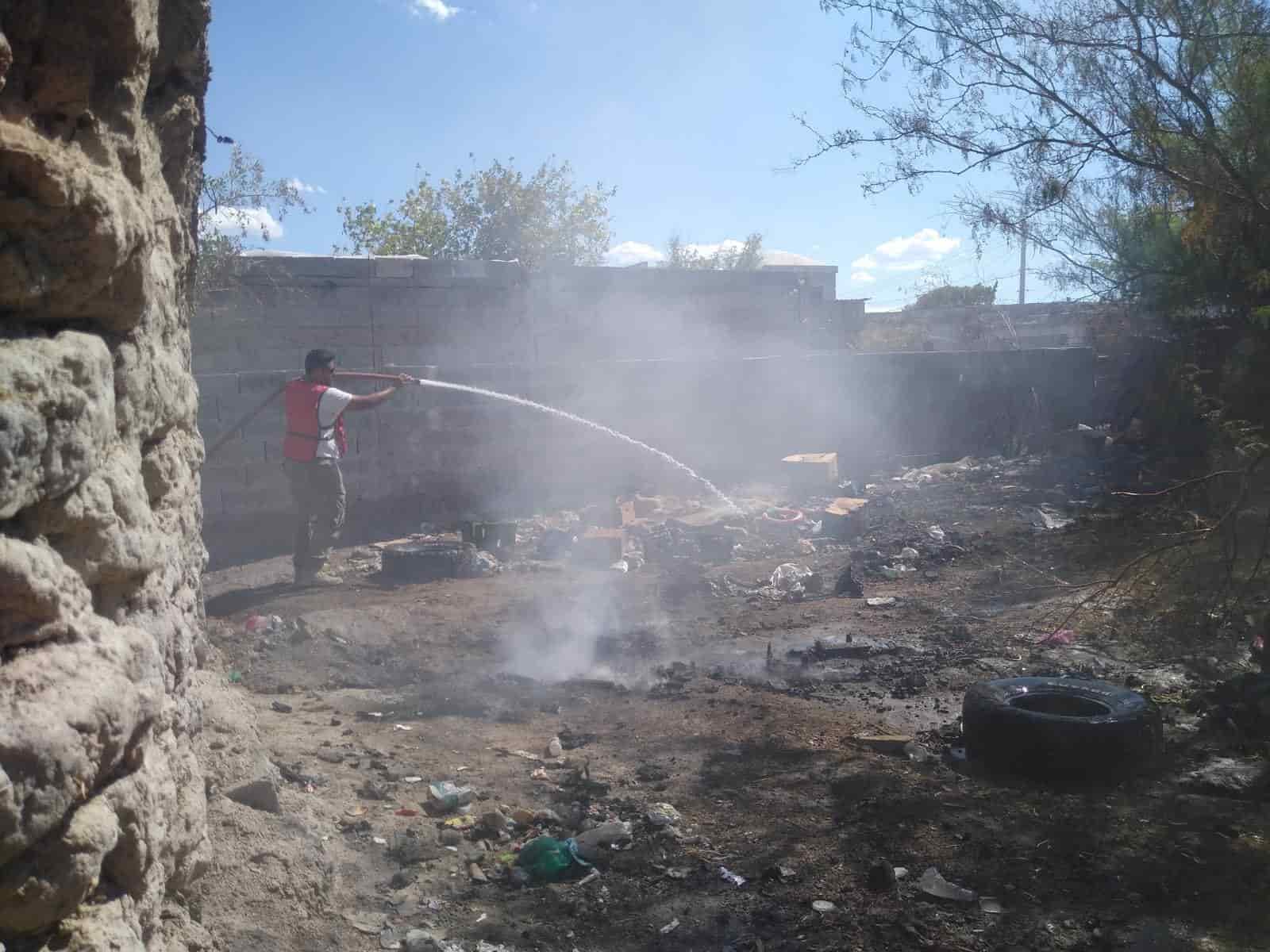 Atienden rescatistas incendio en Ciénegas