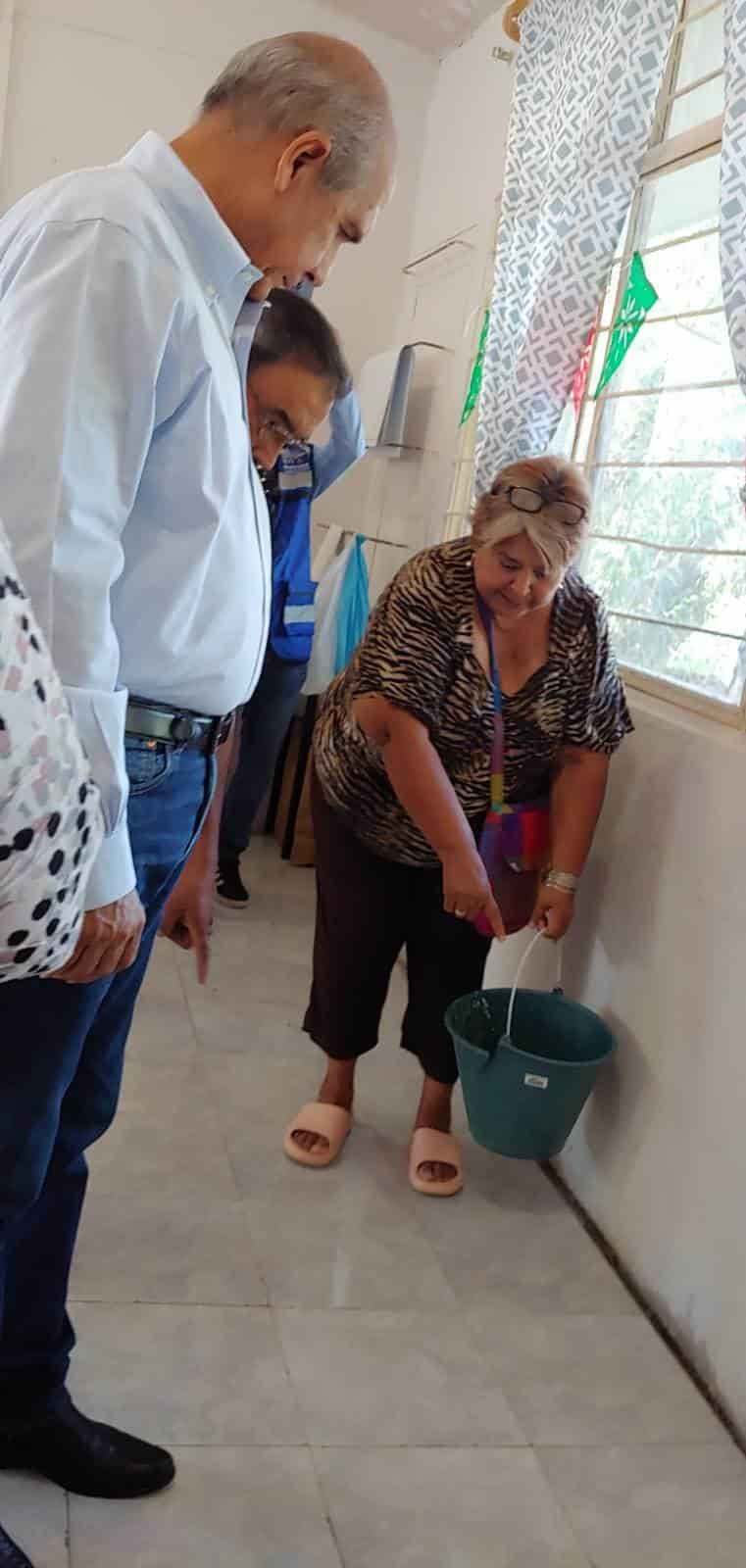 Supervisa salones de la Suzanne Robert