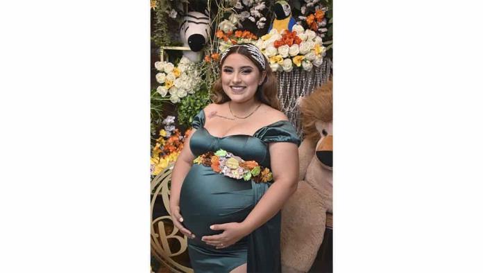 Monserrath espera a su primer bebé