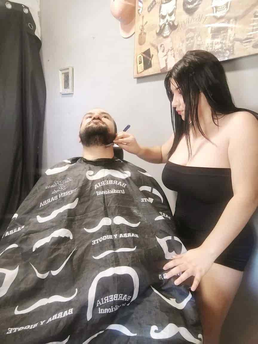 Hanna se abre paso en el mundo barber