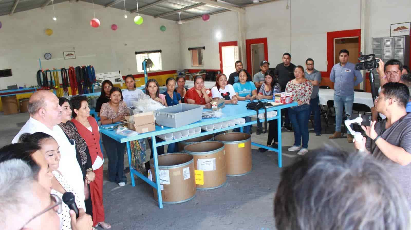 Llegan a Castaños más fuentes de empleo