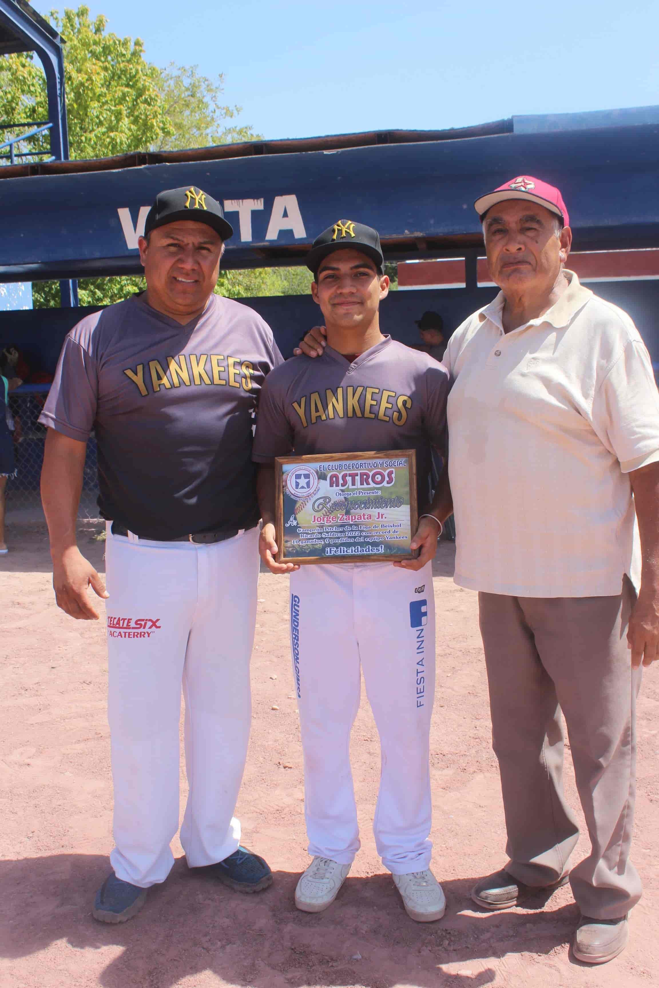 ¡Tienen bolero a final!