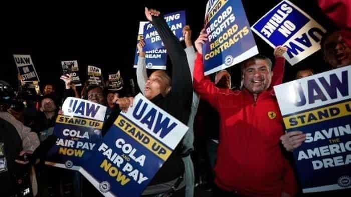 ¡Todavía sin solución! Preocupan huelgas automotrices