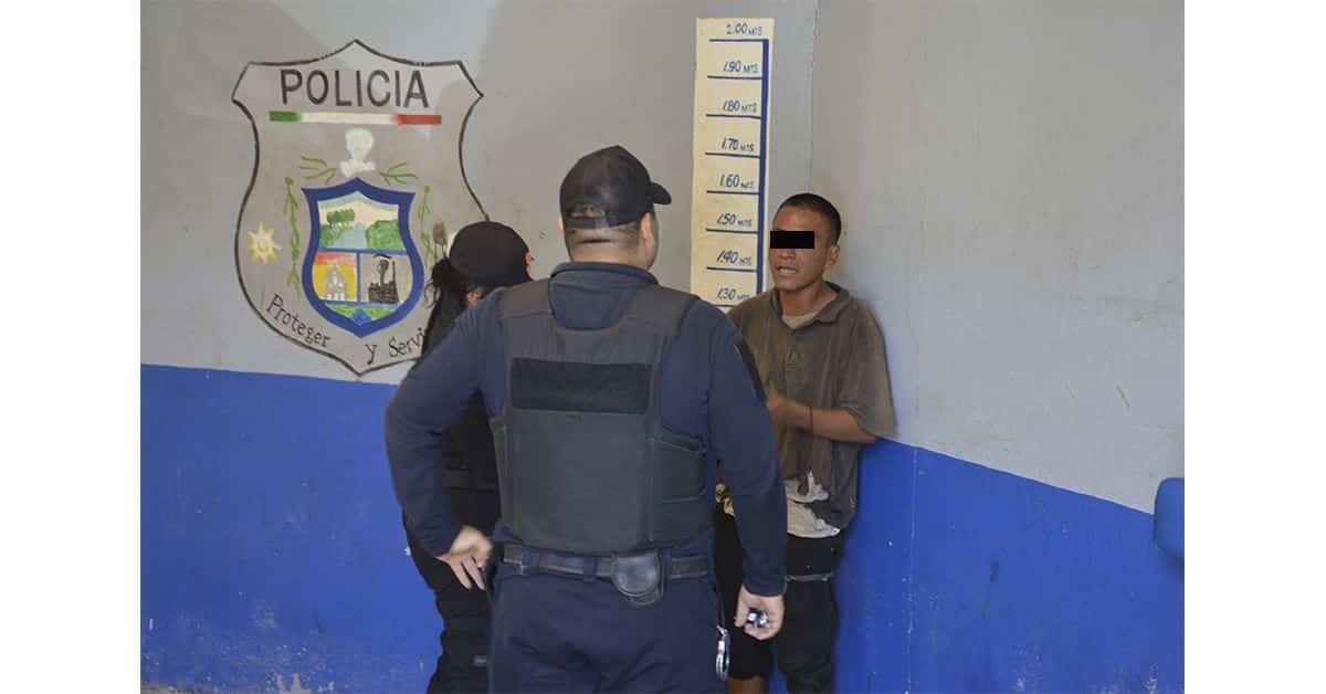 Molestaba adicto a comerciantes