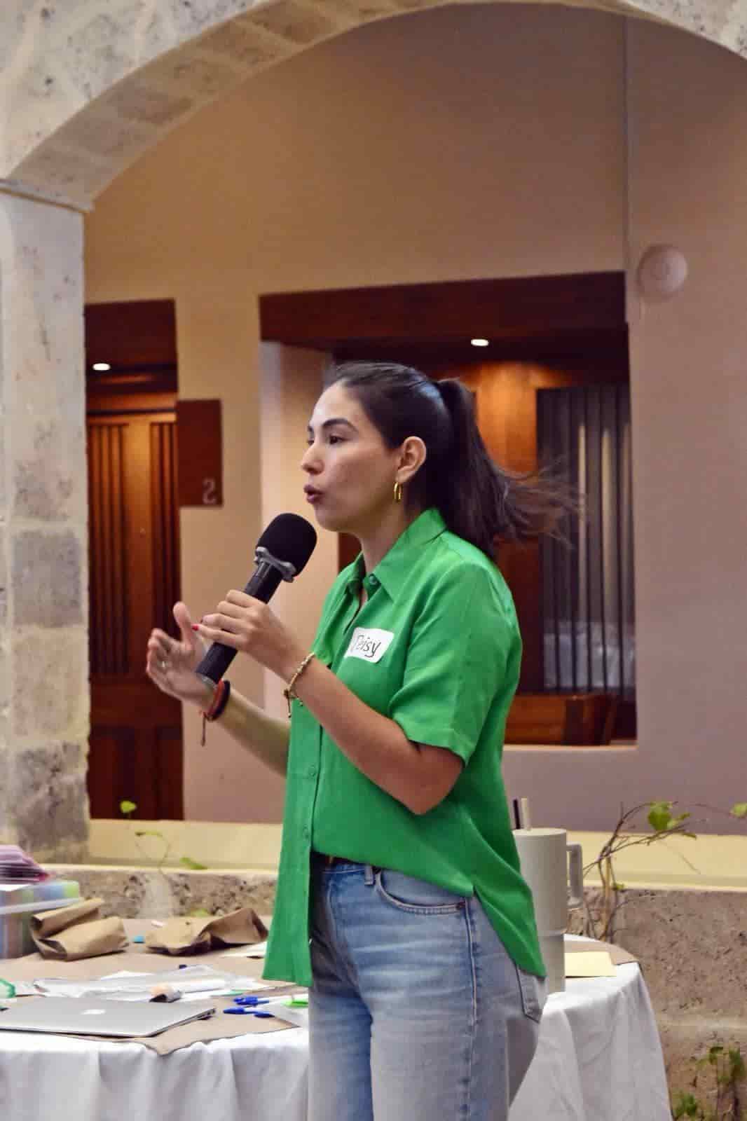Destaca Beto trabajo educativo del Plan 2040