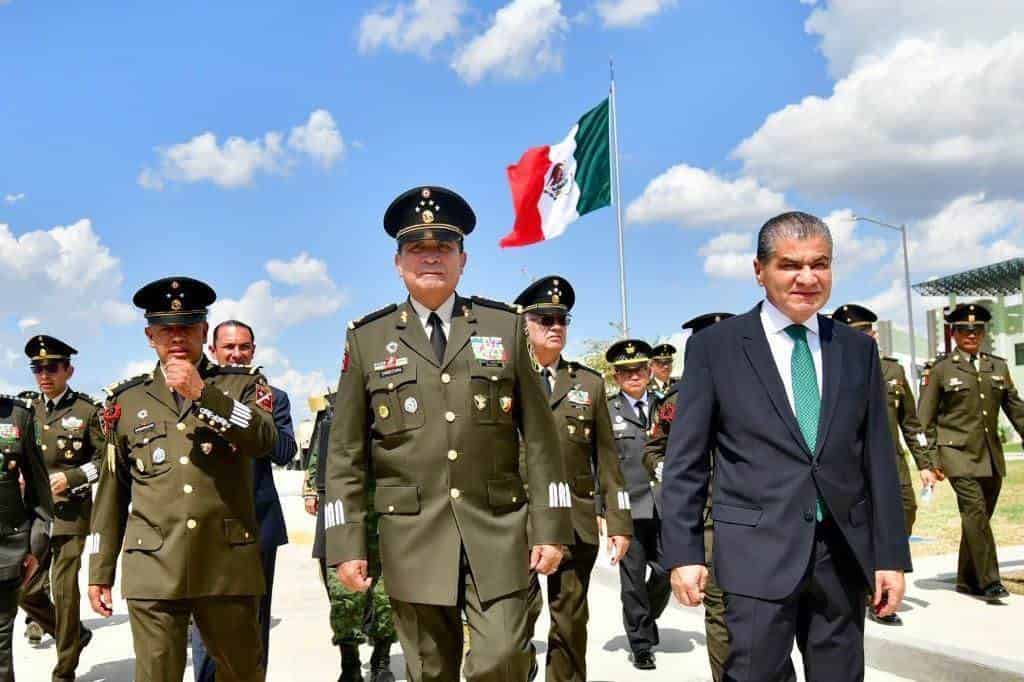 Entrega el Estado cuartel a SEDENA