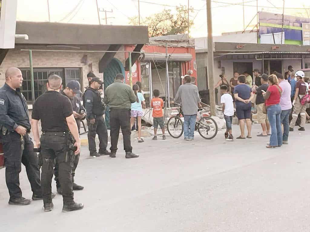 Se cae cornisa y amputa a abuelita