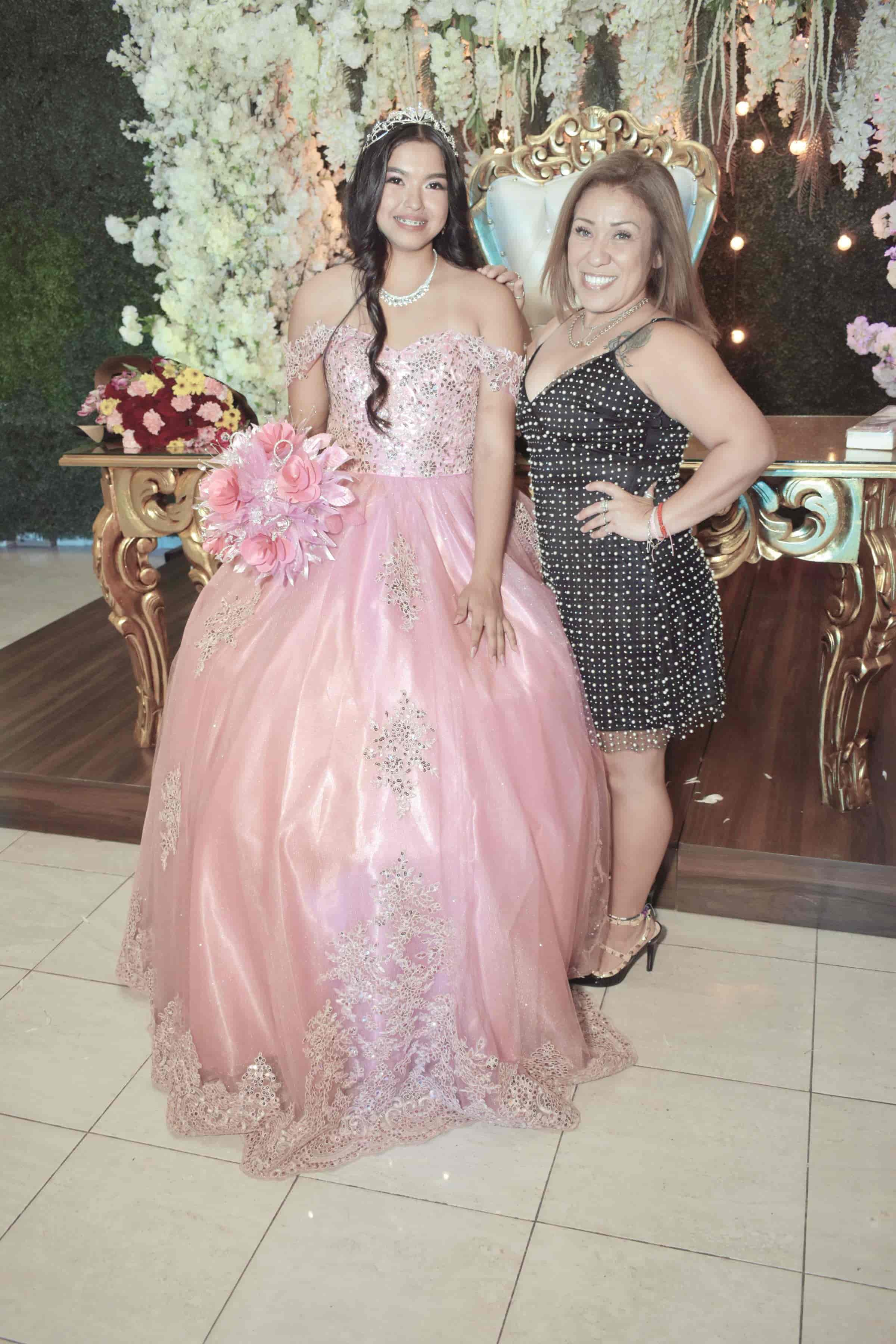 María Fernanda celebra sus XV Primaveras