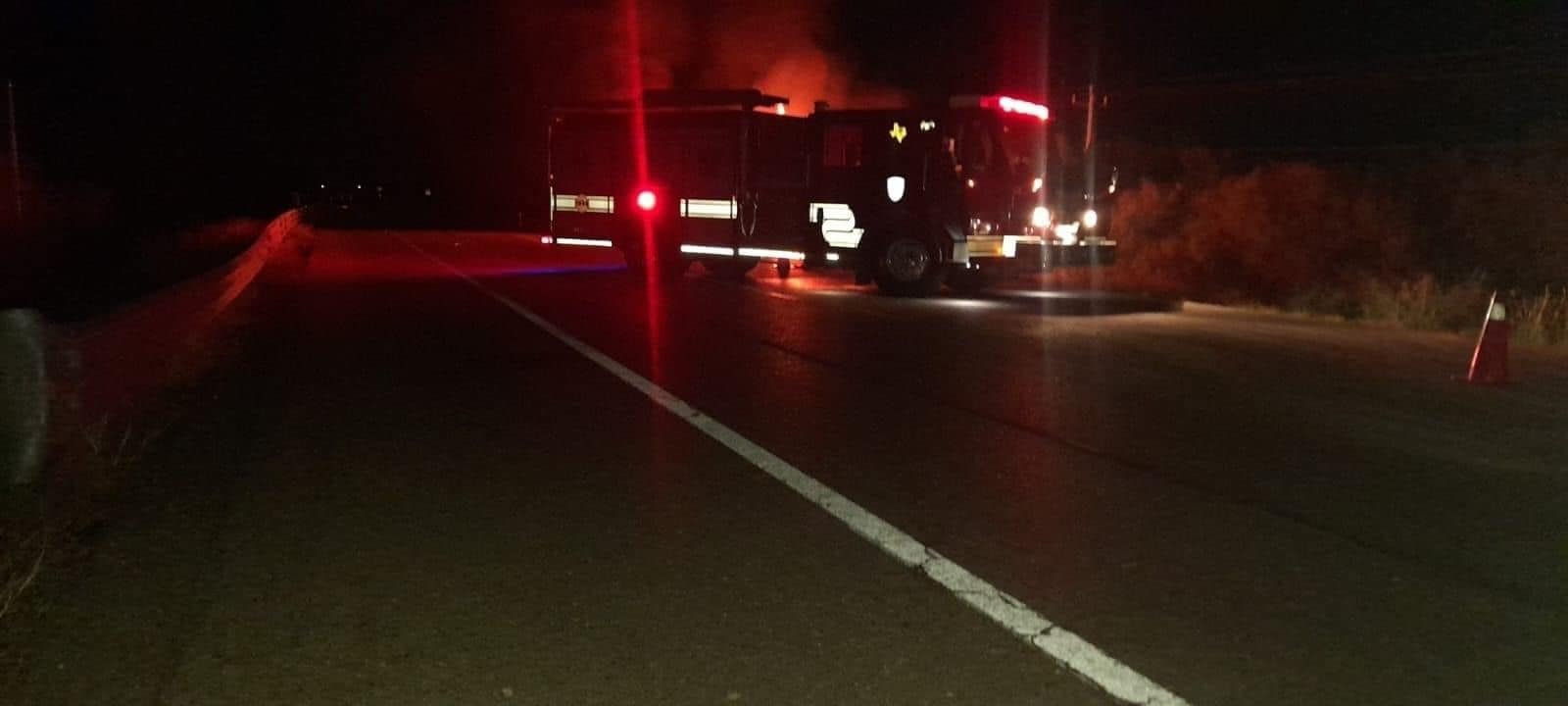 Muere calcinado; volcó su camión