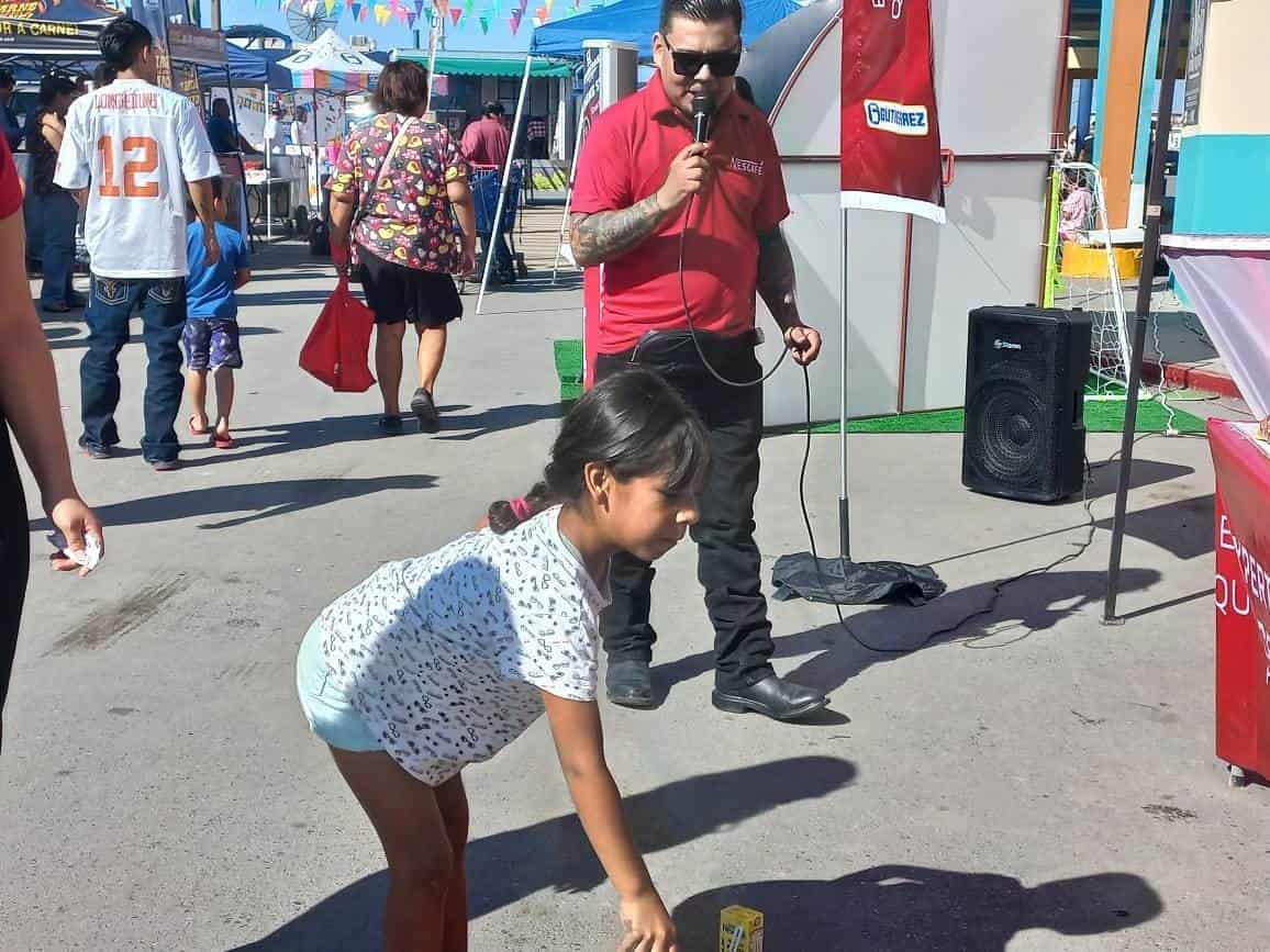 Celebra Gutiérrez su 51 aniversario
