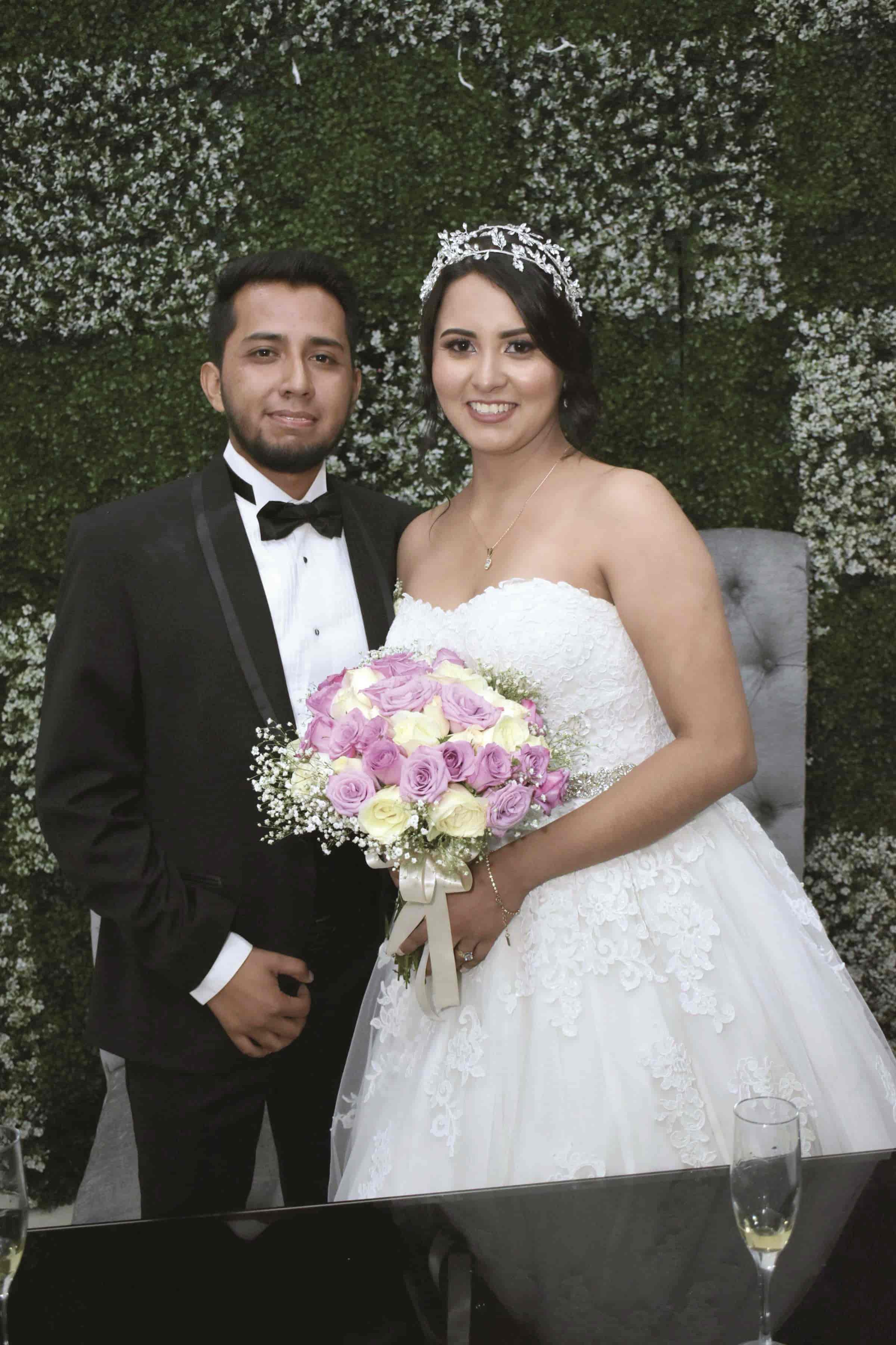 Nallely y Alan unidos en sagrado matrimonio