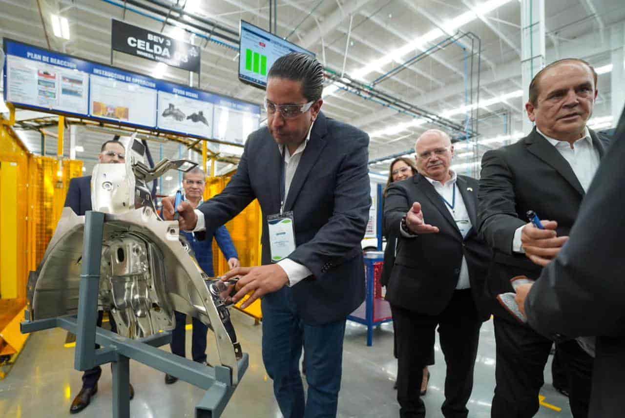 Inauguran Martinrea Estampados; crece R. Arizpe en inversiones 