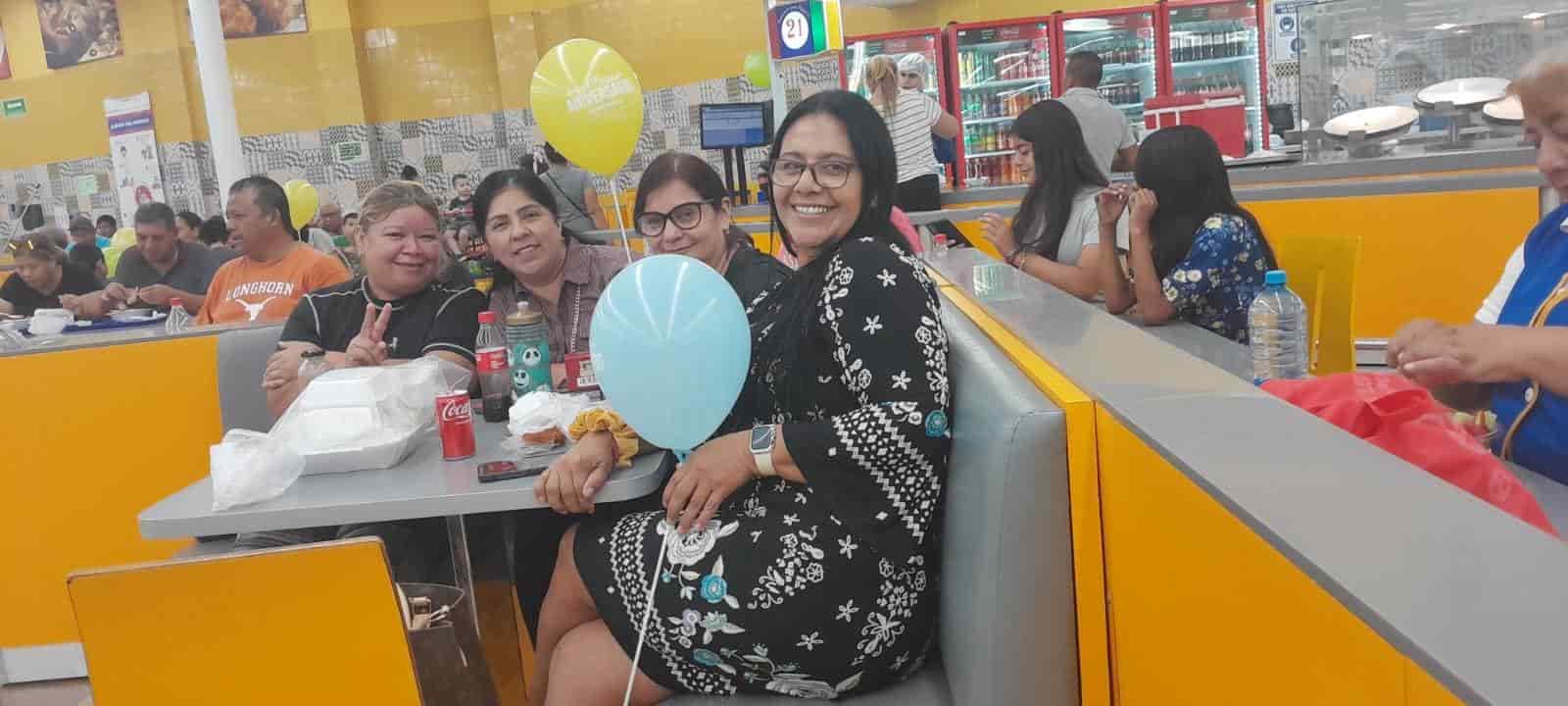 ¡Festeja a lo grande su 51 Aniversario!