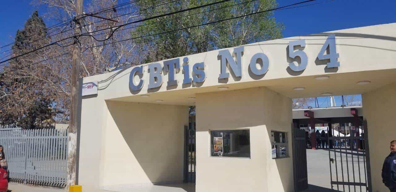 ¡Colaboran Centro de Empoderamiento y CBTis!