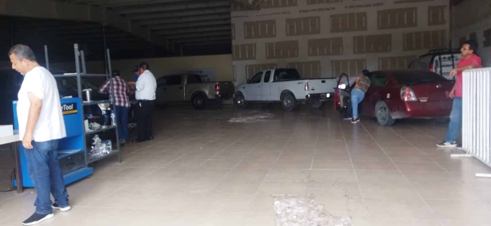 ¡Ayuda a las familias ampliación de decreto para regularizar autos!