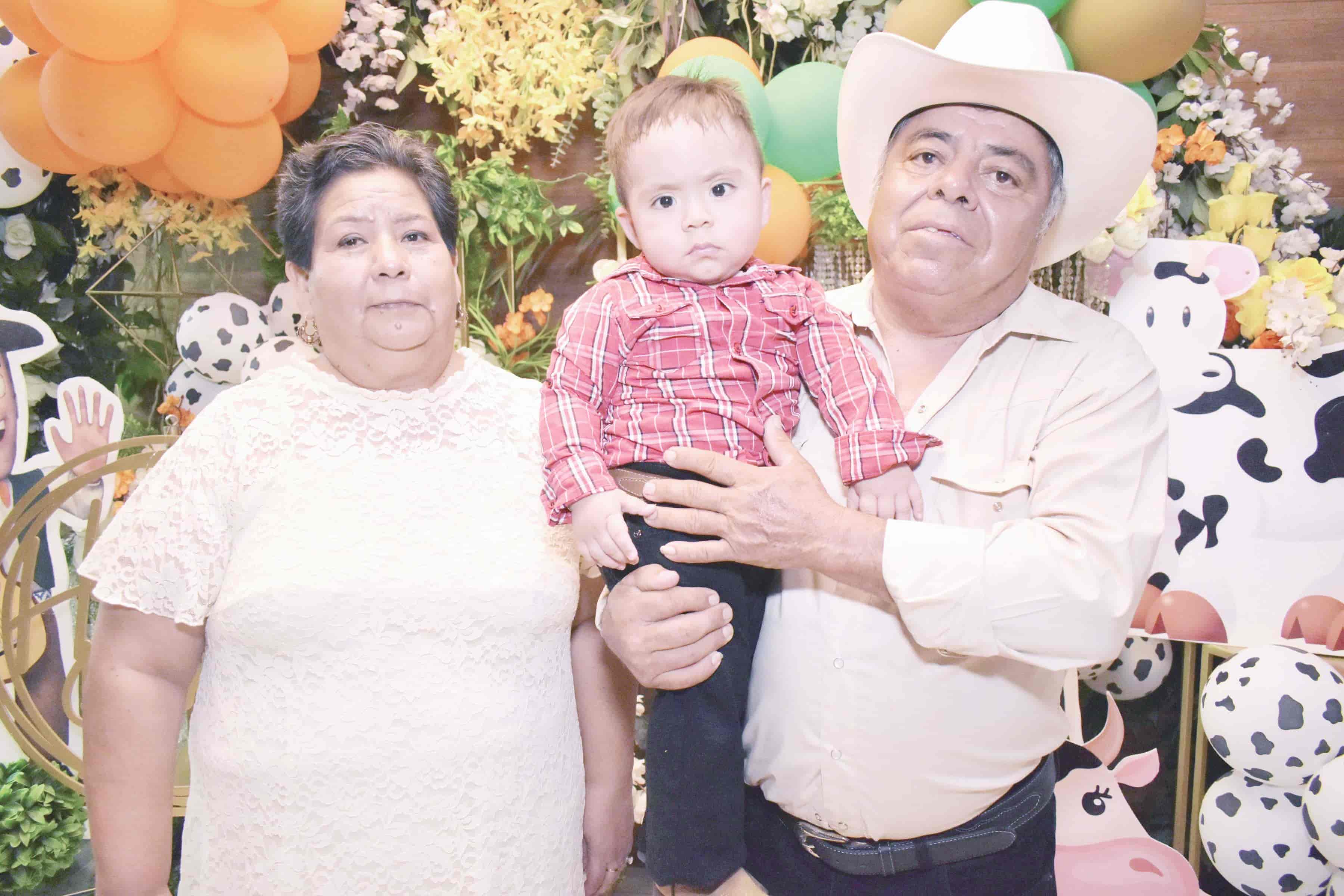 Damason celebra su primer cumpleaños