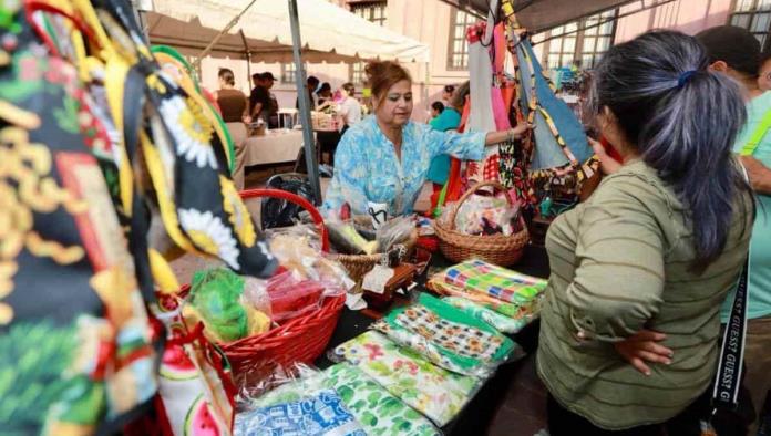 Obtienen ganancias en Bazar de Mujeres