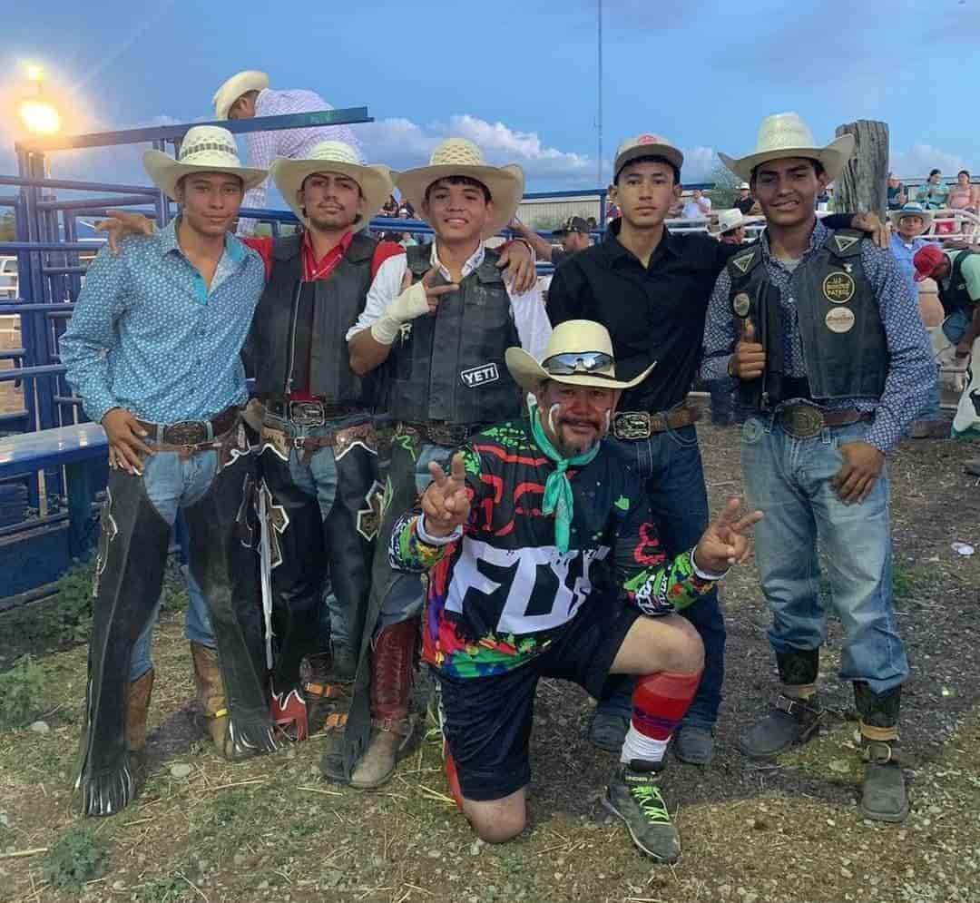 ¡Piden ayuda! Familia de menor accidentado en jaripeo solicita apoyo