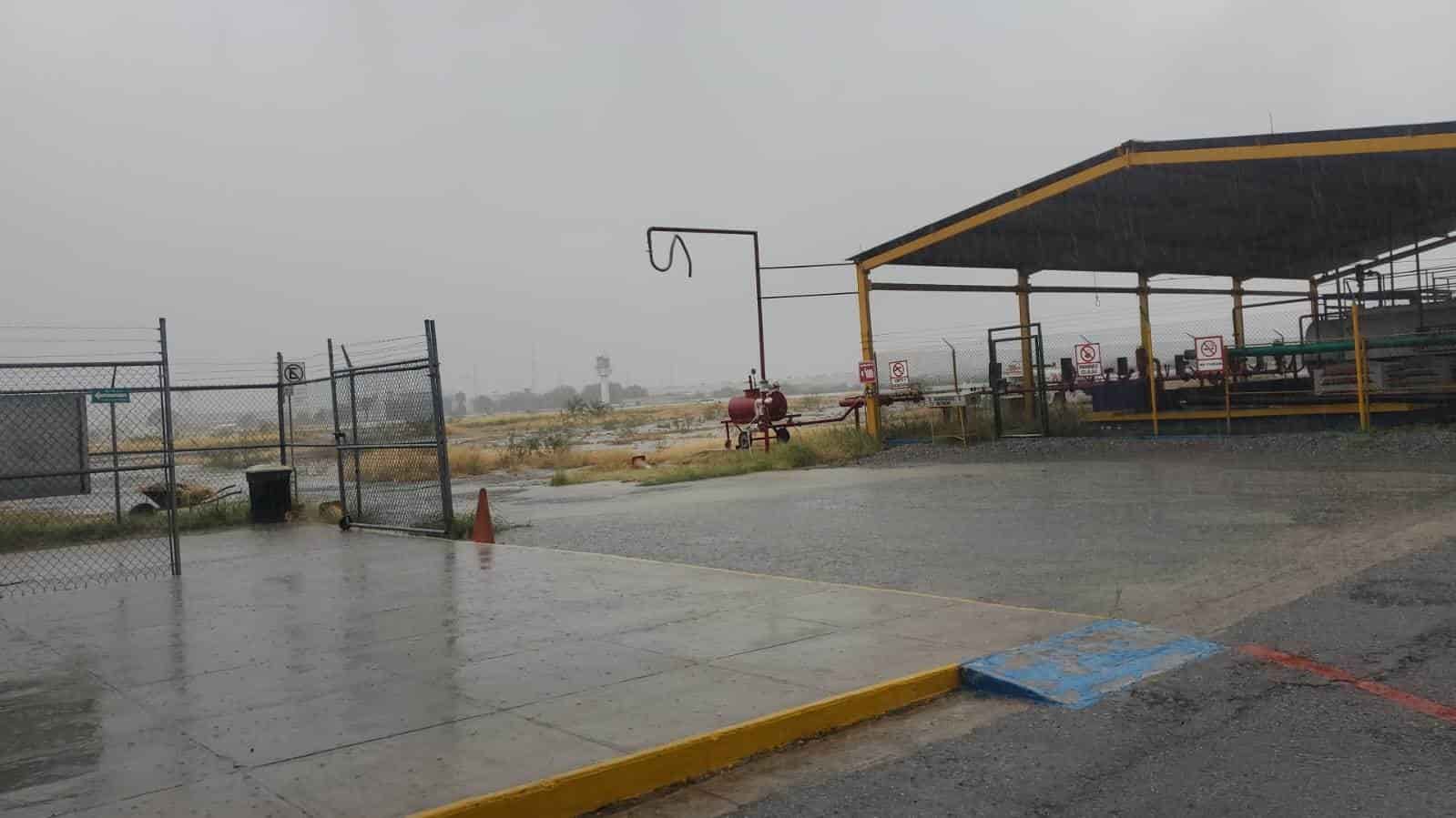 Provoca fuerte lluvia caos e inundaciones