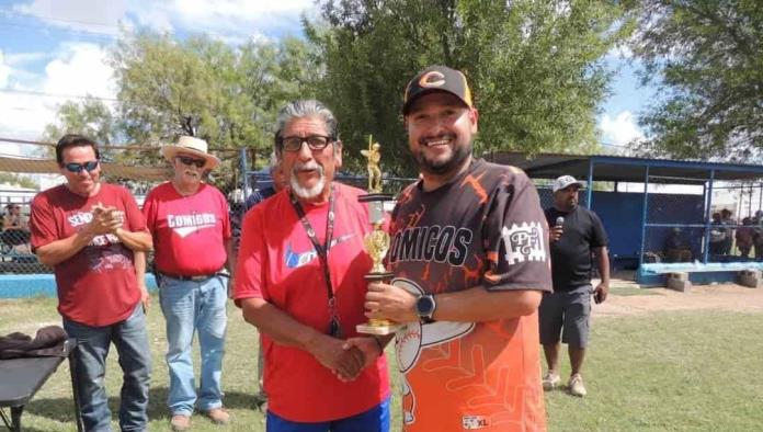 Cómicos son campeones en el béisbol independiente premier