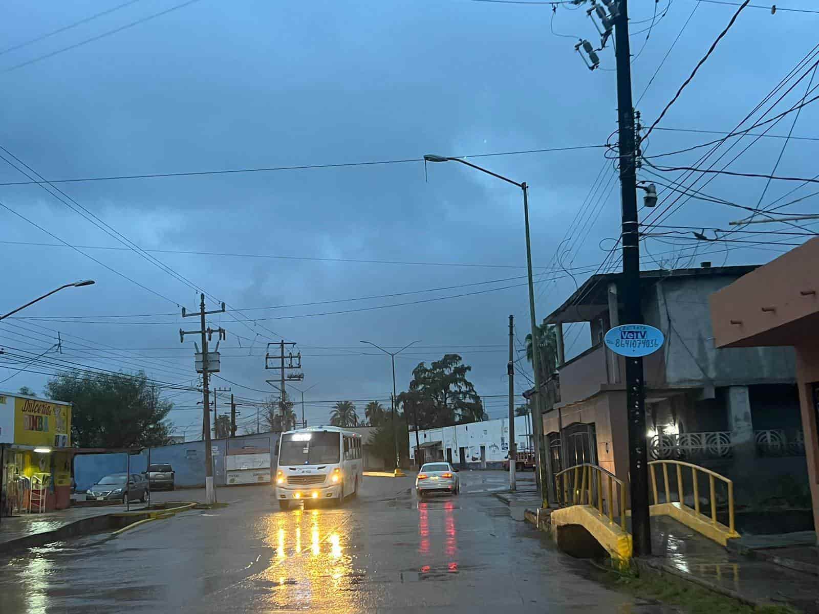 Cierran por horas el vado por las torrenciales lluvias.