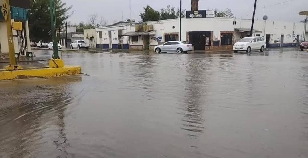 Cierran por horas el vado por las torrenciales lluvias.