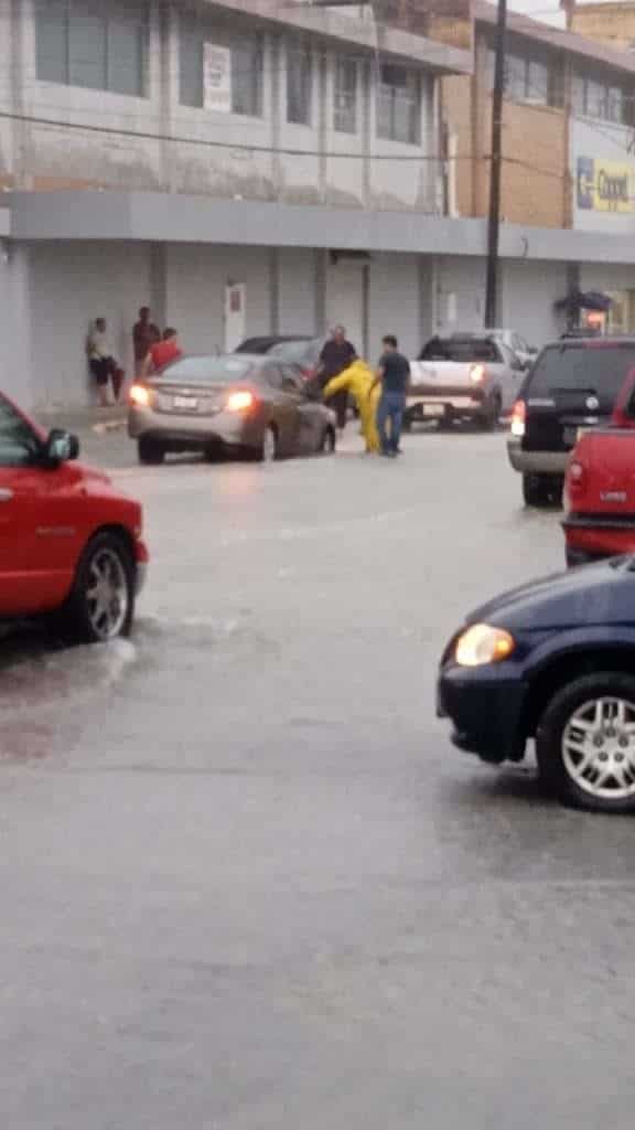 Cierran por horas el vado por las torrenciales lluvias.