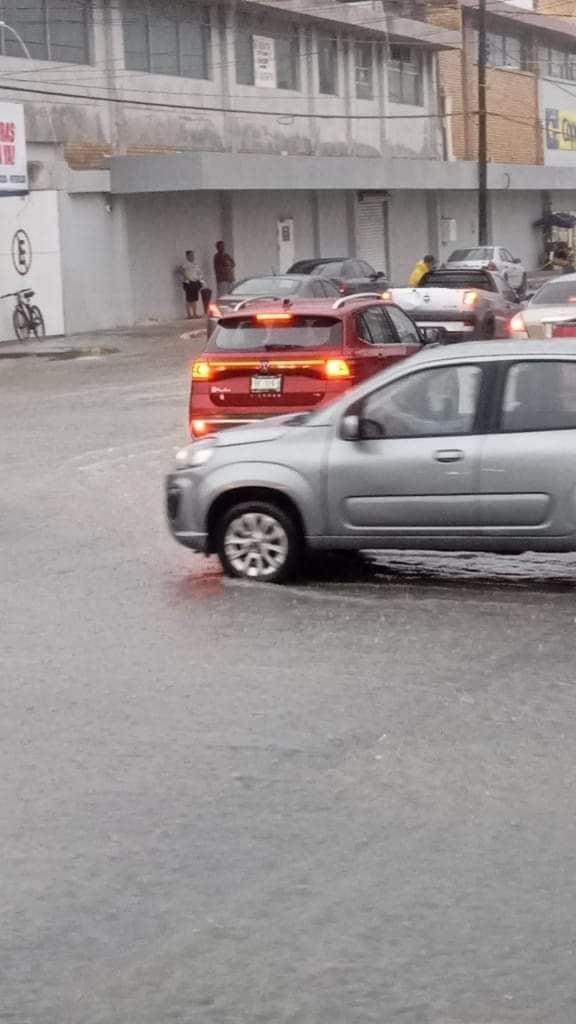 Cierran por horas el vado por las torrenciales lluvias.