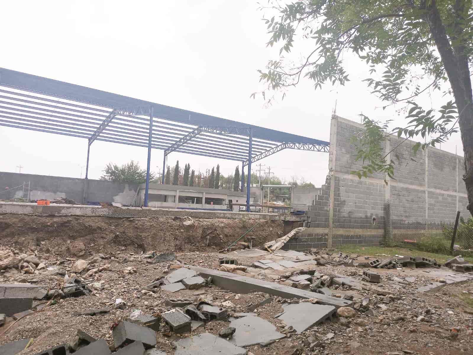 Acusan a constructora de dañar viviendas