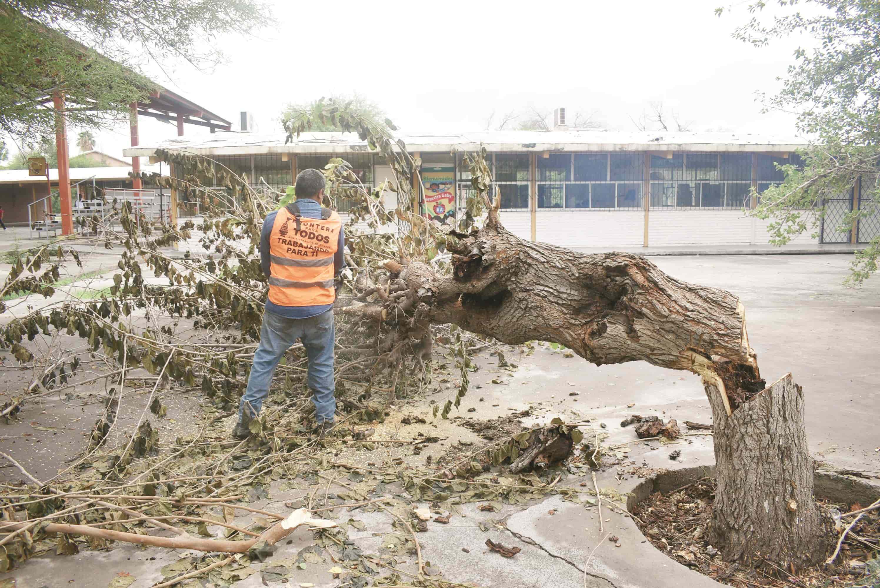 Atiende Frontera a afectados por lluvia