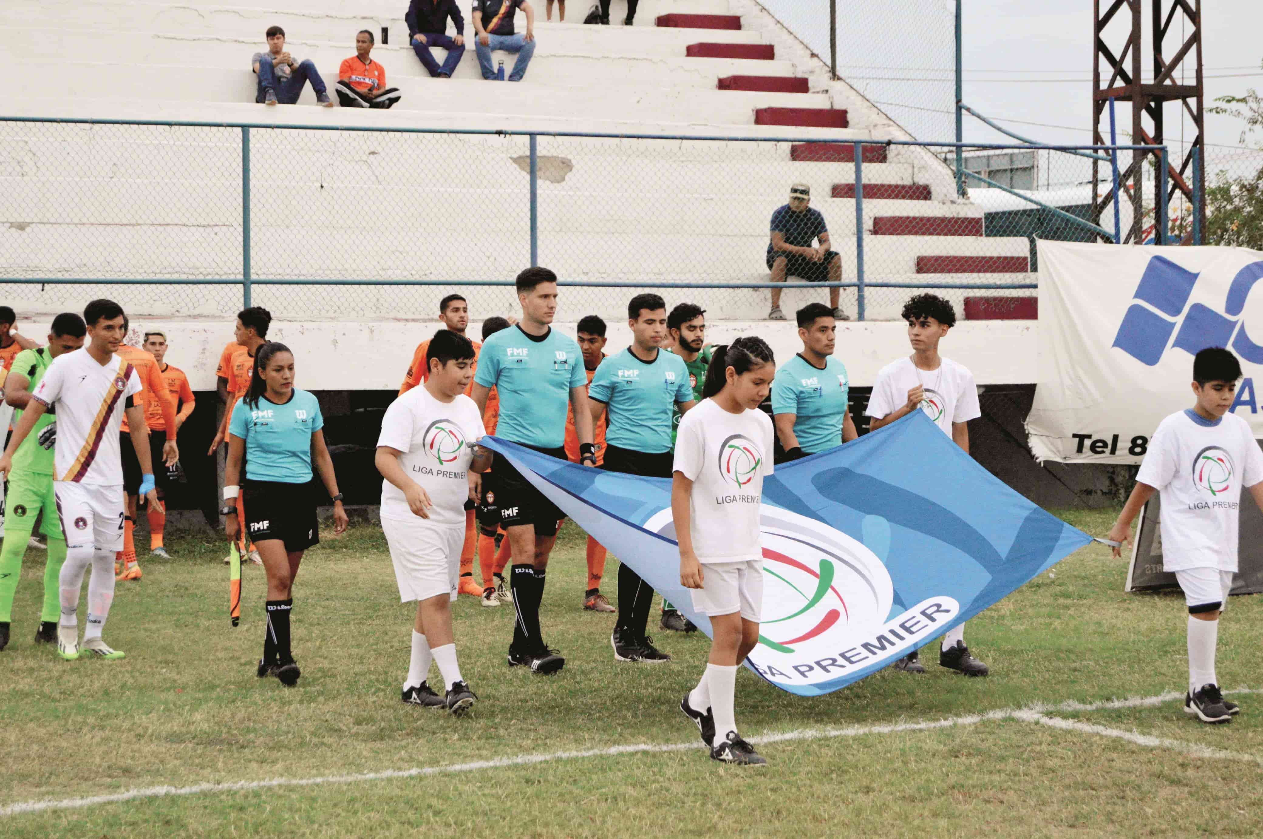 Coras, aplacan racha del Club Calor