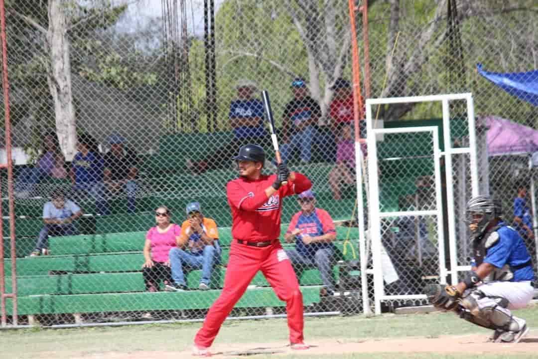 Doblegan Astros a Indios