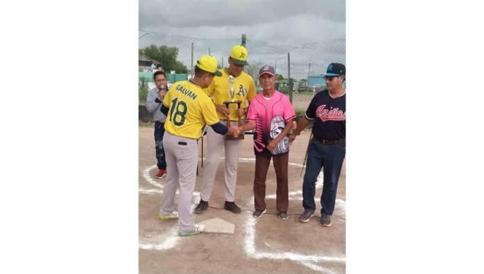 Liga intercolonial presenta la Jornada de béisbol