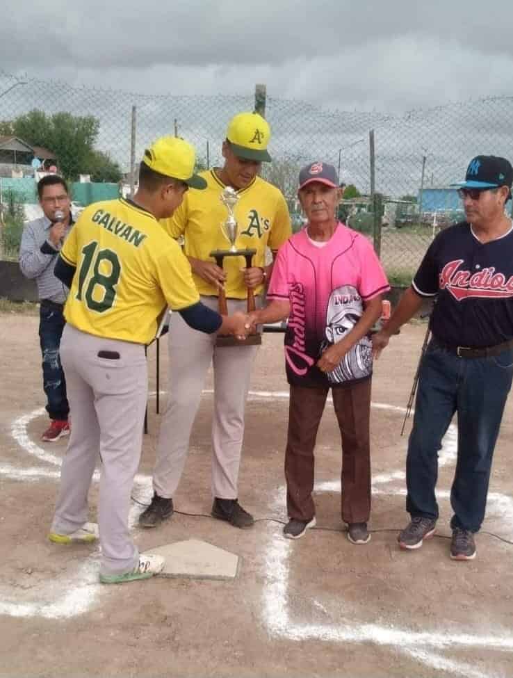 Enfrentan Mineros de Nava a Los Six de Acuña