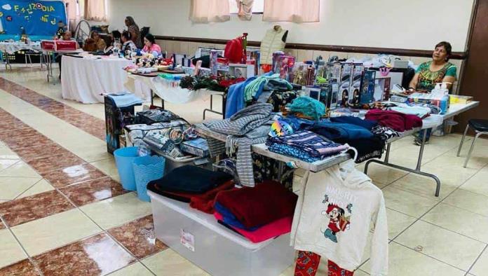 Realizan bazar para jubilados