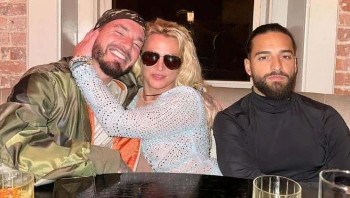 ¿Colaboración?, Maluma, J Balvin y Britney Spears salen juntos a cenar  