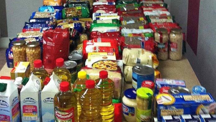 Recolectan víveres por el día Mundial de la Alimentación