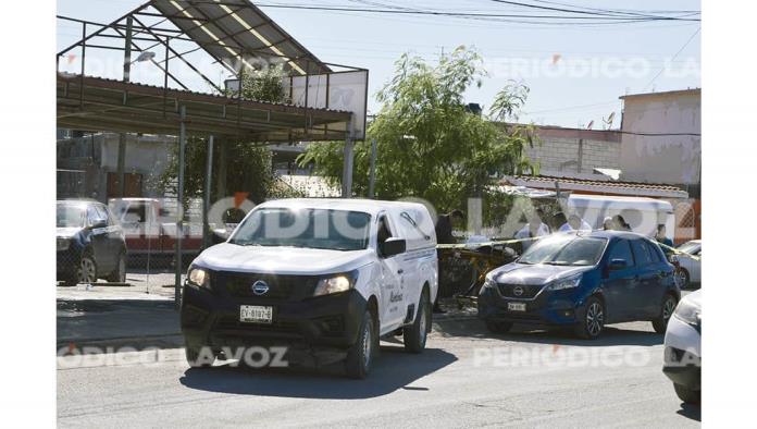 La sorprende la muerte a bordo de automóvil