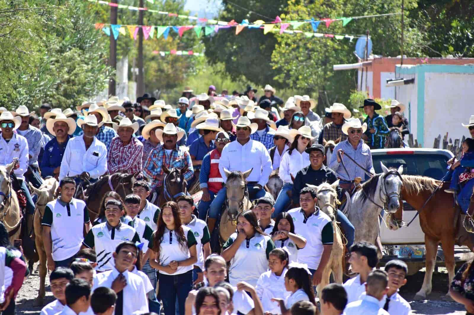 Celebran aniversario del Ejido El Venado