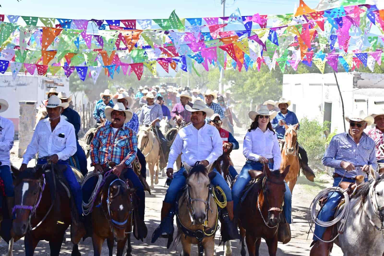 Celebran aniversario del Ejido El Venado