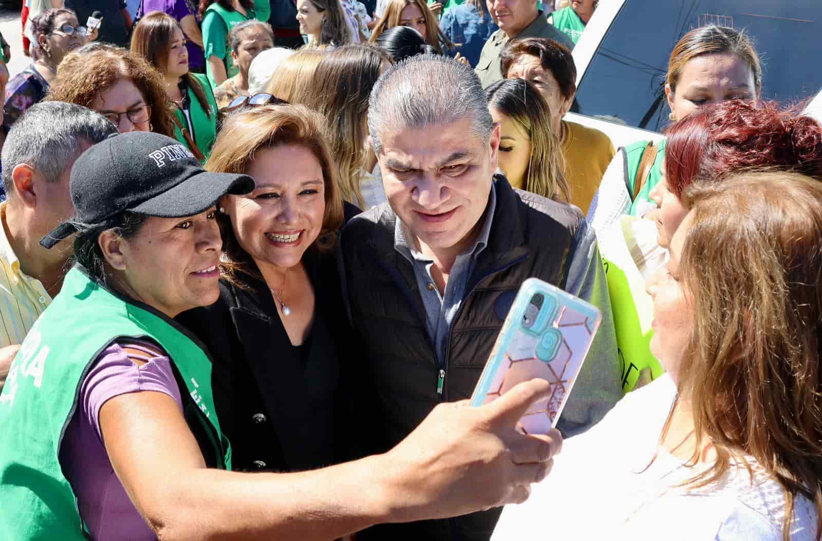 Miguel Riquelme y Diana Haro le cumplen a Sabinas