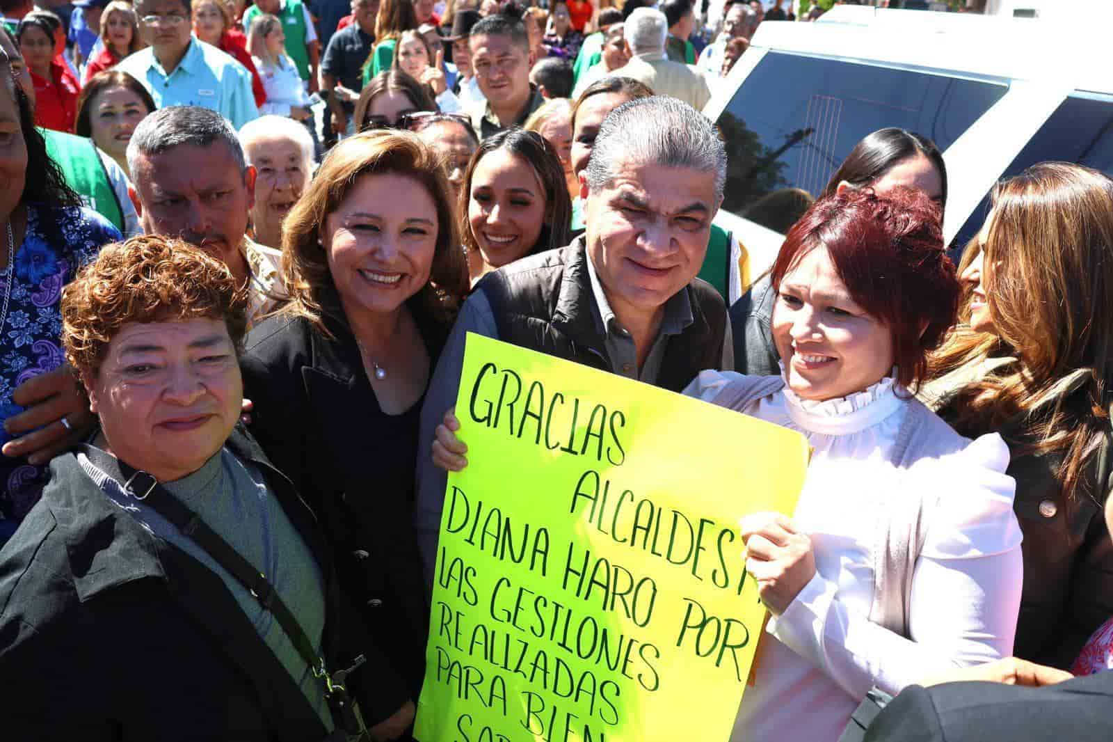 Miguel Riquelme y Diana Haro le cumplen a Sabinas