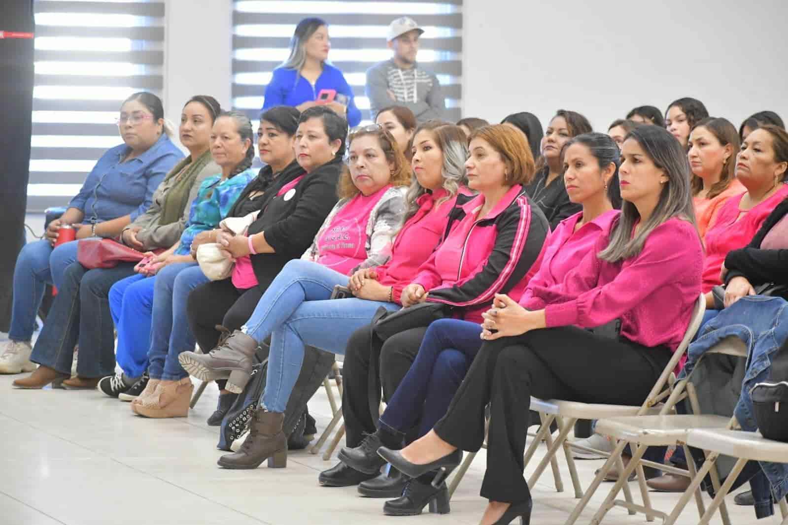 Acercan conferencias sobre concientización y prevención 