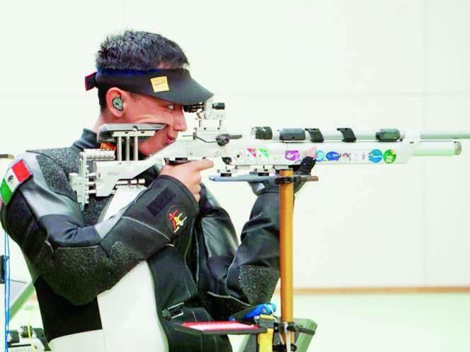 ¡Oro y boleto olímpico para México! Edson Ramírez se corona en Rifle