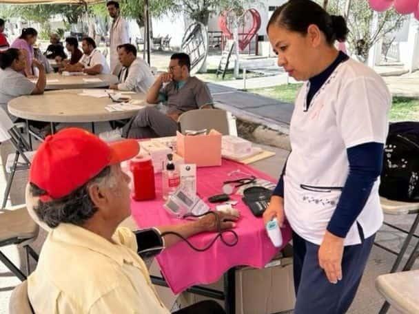 Benefician a 2 mil 500 con Brigadas de Salud